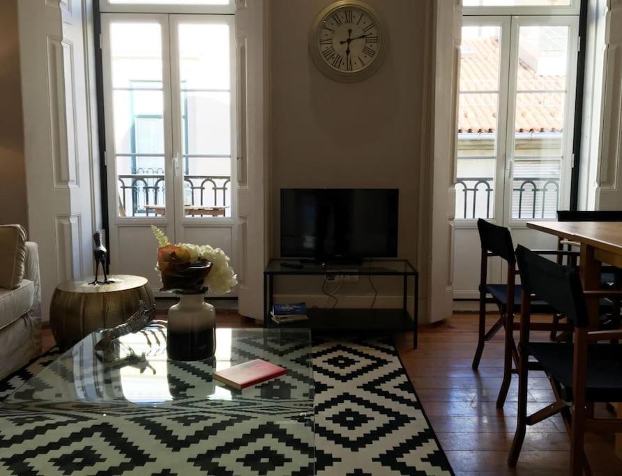 Sm2 Romantic Home By The Gardens Pr Real & Bairro Alto Lisboa Exteriör bild