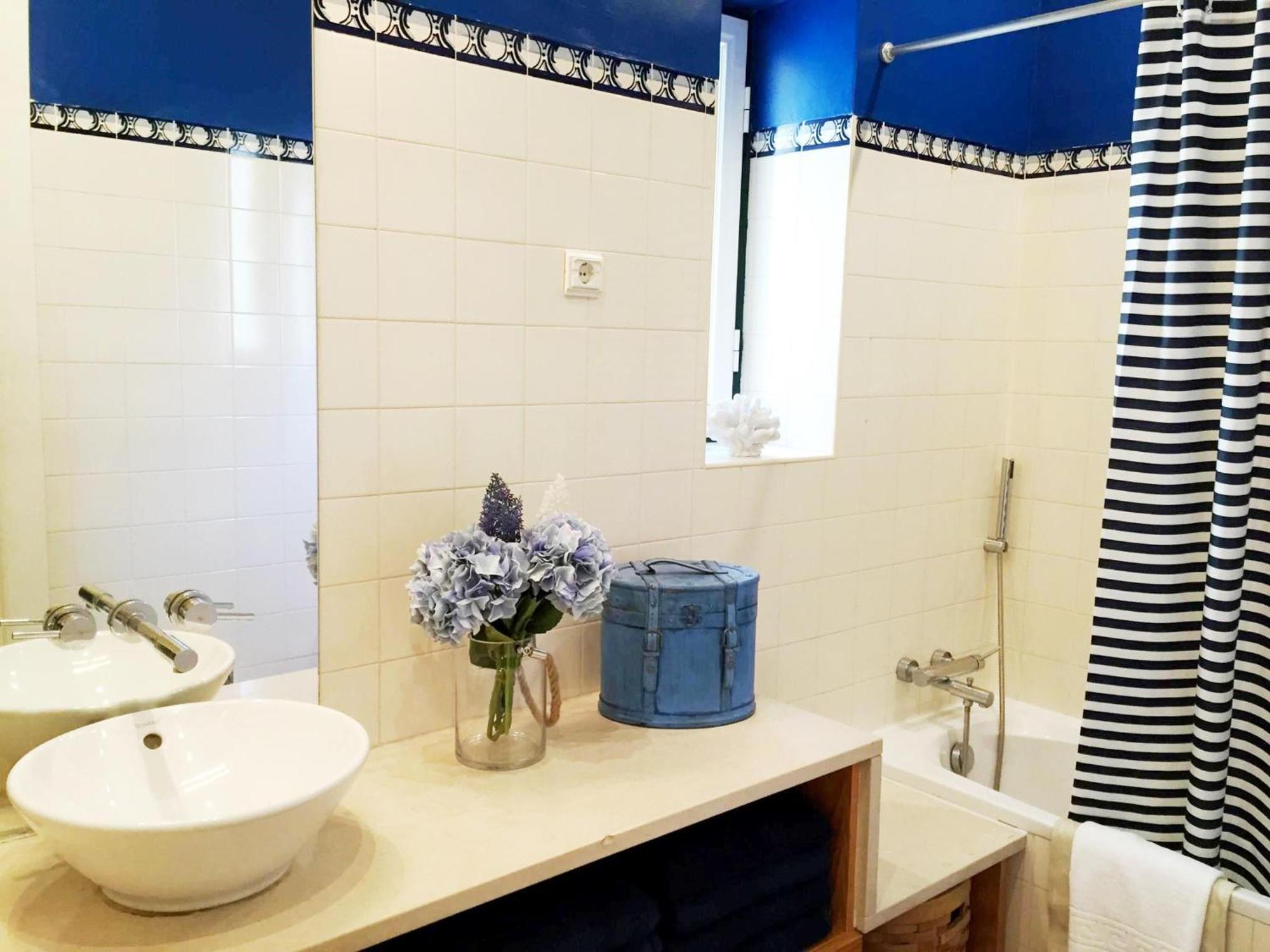 Sm2 Romantic Home By The Gardens Pr Real & Bairro Alto Lisboa Exteriör bild